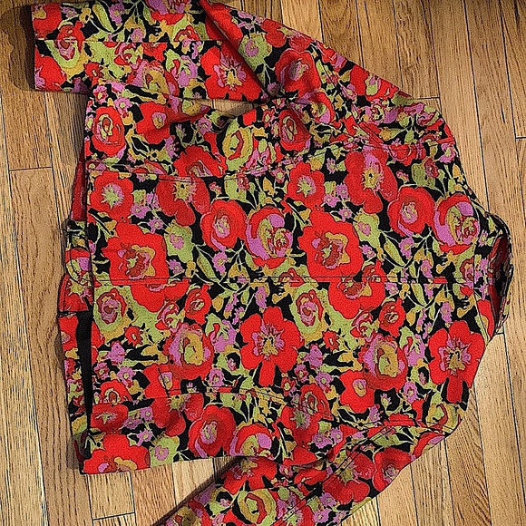 Isaac Mizrahi Skirt and Blazer Suit - Picture 3 of 15